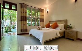 Dhangethi Retreat